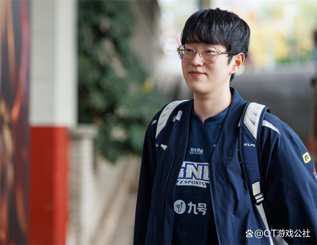 包含从Scout连续十二场比赛得分超过爆冷到圣安东尼奥马刺国际比赛日遗憾出局，风云突变里昂清晨外线爆发的词条